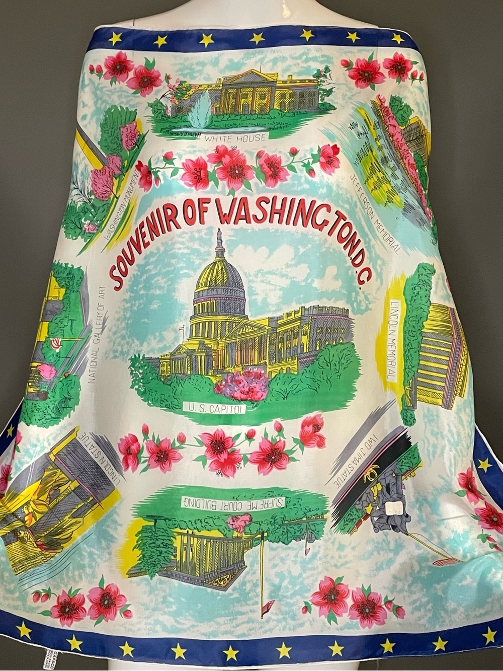 Rare Vintage 50s 60s Washington DC Souvenir Scarf 28 In Excellent Condition